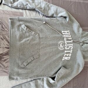 Hollister Gray Men's Sweater